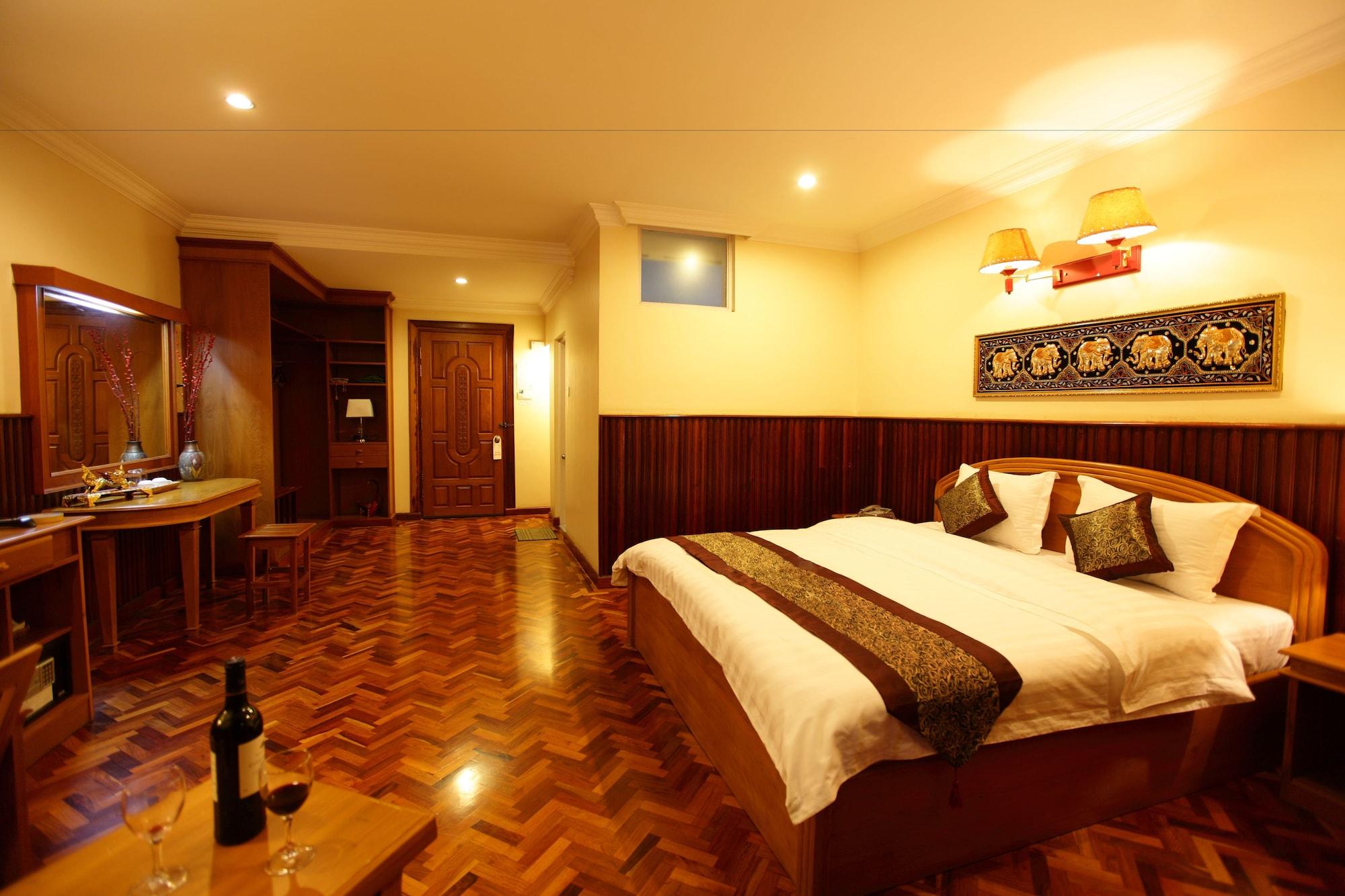 Ayarwaddy River View Hotel Мандалай Экстерьер фото