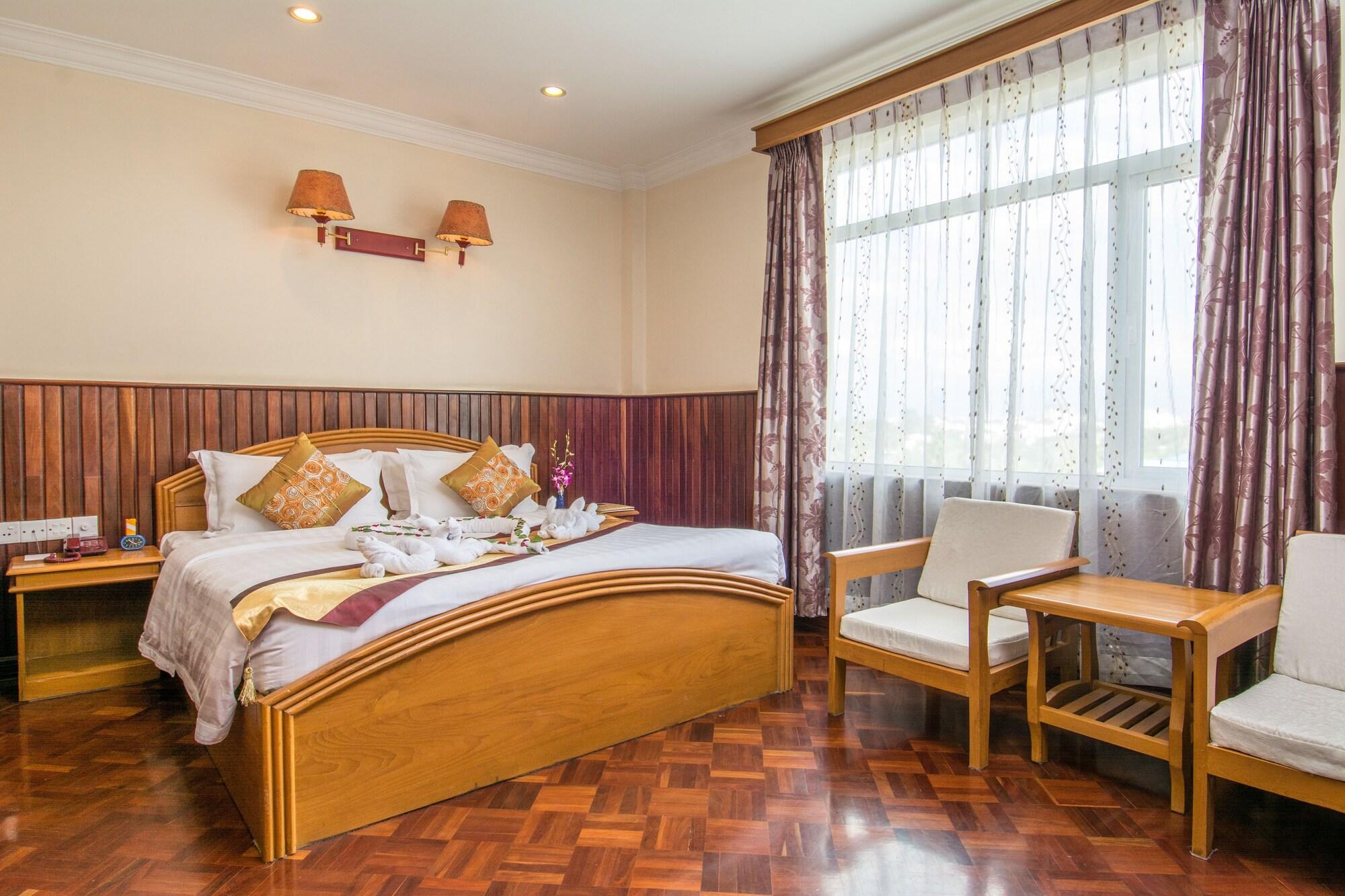 Ayarwaddy River View Hotel Мандалай Экстерьер фото